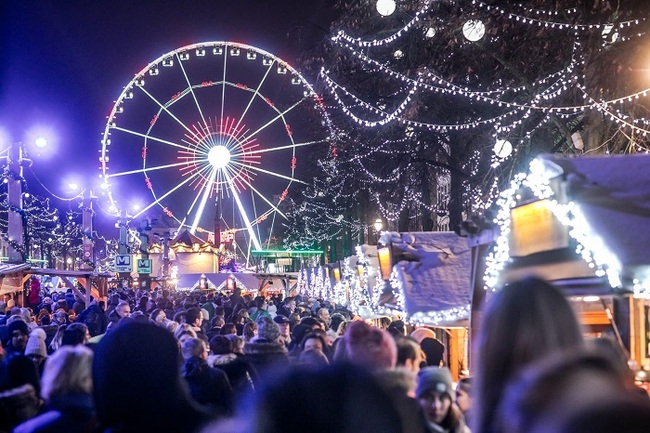 Chợ Giáng sinh ở Brussels đứng đầu trong số 50 chợ Giáng sinh tốt nhất trên thế giới - Ảnh 1.