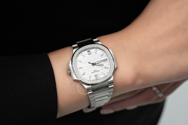 Top 3 mẫu đồng hồ Patek Philippe đẳng cấp tại Boss Luxury Hà Nội chinh phục mọi quý cô - Ảnh 2.