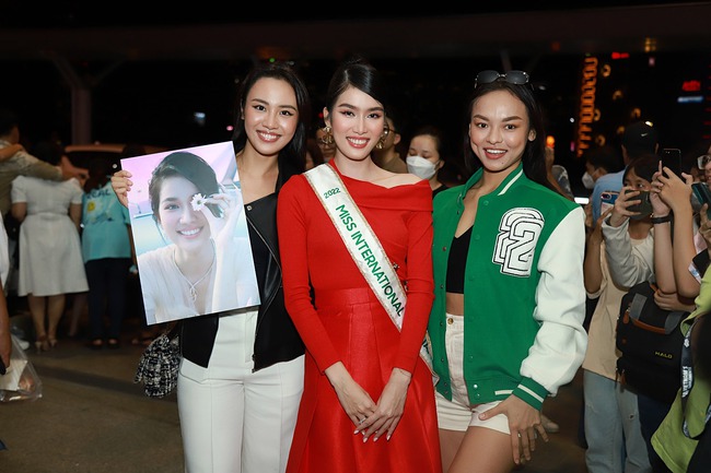 Á hậu Phương Anh lên đường sang Nhật Bản tham dự Miss International 2022 - Ảnh 10.