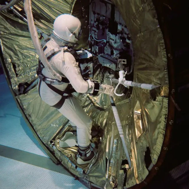 Đây là lý do tại sao chỉ có 360 người trở thành phi hành gia của NASA suốt 60 năm qua - Ảnh 3.