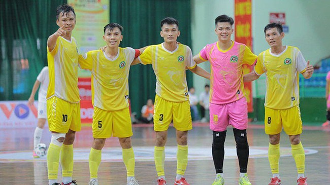 Thái Sơn Nam hoàn tất cú đúp thất bại mùa bóng 2022 - Ảnh 2.