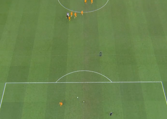 Loạt hành động gây hấn xấu xí giữa Argentina và Hà Lan - Ảnh 2.