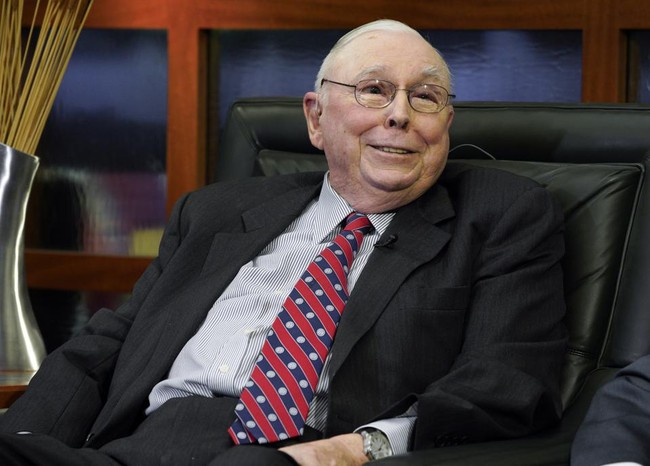 Nhà đầu tư đại tài Charlie Munger: Khi một người sắp giàu có, họ bộc lộ 3 dấu hiệu khác thường - Ảnh 1.