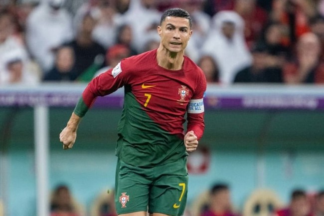 Ronaldo dự bị trong trận tứ kết Ma rốc vs Bồ Đào Nha - Ảnh 2.