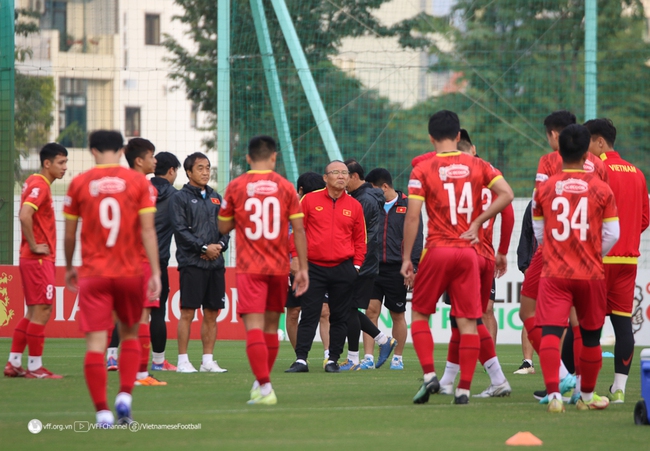 Đội tuyển Việt Nam chuẩn bị đá giao hữu với Philippines