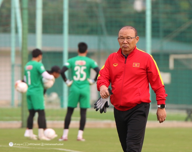 Tin nóng AFF Cup ngày 15/12: Quang Hải trở lại Việt Nam, tuyển Việt Nam nghỉ tập - Ảnh 3.