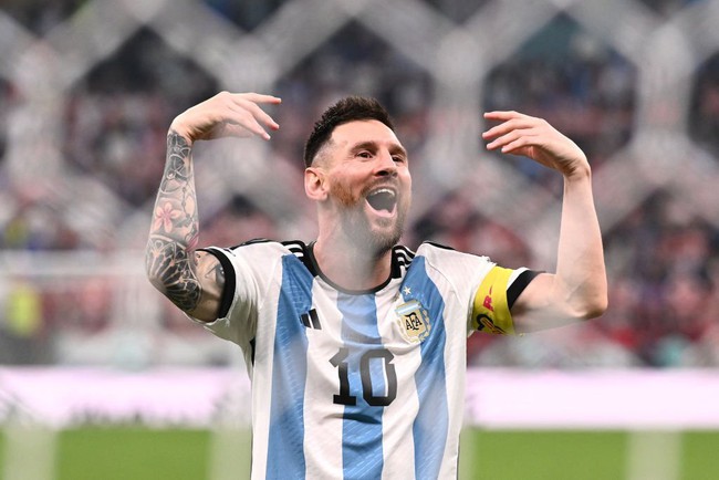 Messi vỡ òa hạnh phúc khi giúp Argentina vào chung kết World Cup 2022 - Ảnh 4.