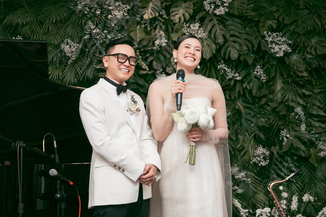 Những khoảnh khắc đẹp, xúc động trong tiệc cưới của hoa hậu Dương Mỹ Linh - Ảnh 6.