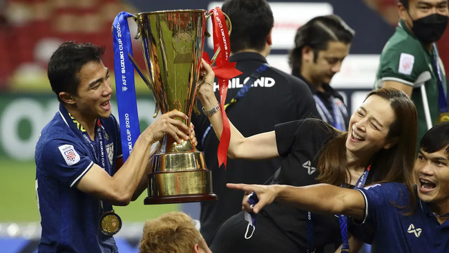 Madam Pang lo ngại về khả năng bảo vệ chức vô địch AFF Cup của Thái Lan - Ảnh 2.