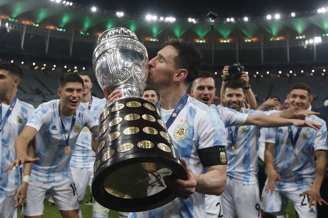 Chức vô địch Copa America 2021 là danh hiệu lớn đầu tiên của Messi với Argentina