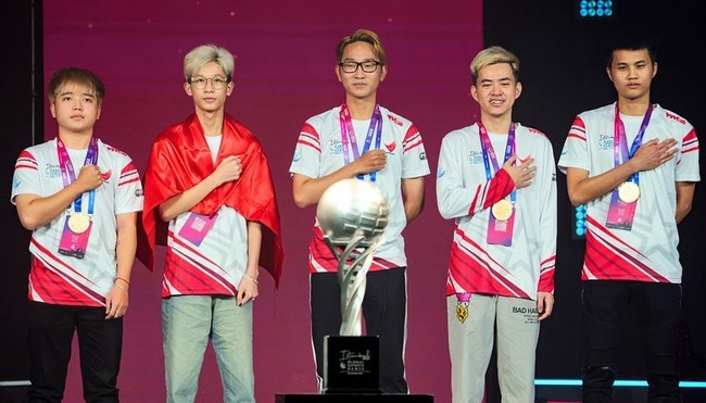 Đội tuyển PUBG Mobile Việt Nam giành HCV tại Giải Thể thao điện tử toàn cầu GEG 2022 - Ảnh 1.