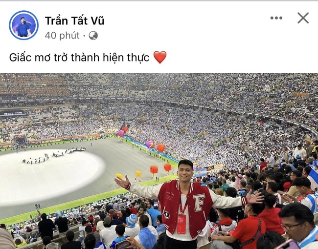 '1001 kiểu' đón chung kết World Cup của sao Việt: Thùy Tiên - Phương Ly 'lên đồ' cổ vũ, Big Daddy chơi lớn ra hẳn sân vận động - Ảnh 1.