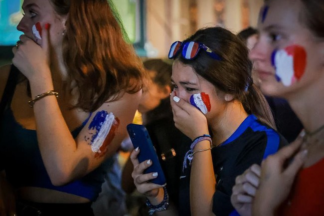 Khi tất cả cảm xúc đều bùng nổ: Hình ảnh cả thế giới dõi theo và ăn mừng trận chung kết World Cup “hay nhất lịch sử” - Ảnh 21.