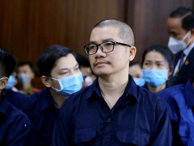 Xét xử vụ án Alibaba: Đề nghị tuyên phạt Nguyễn Thái Luyện tù chung thân, buộc bồi thường hơn 2.462 tỷ đồng - Ảnh 1.
