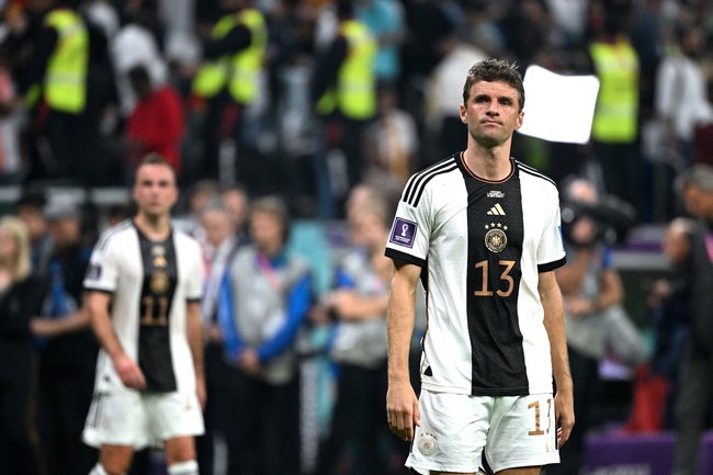 Tây Ban Nha thất thủ trước Nhật Bản khiến Đức bị loại khỏi World Cup