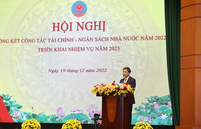 Năm 2023, Hà Nội tiếp tục tập trung tháo gỡ khó khăn cho sản xuất, kinh doanh - Ảnh 1.