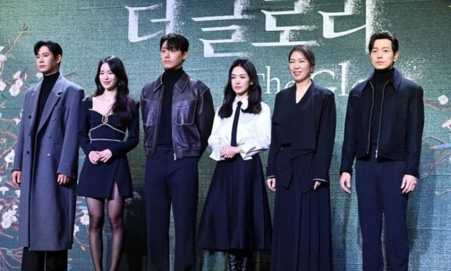 Nhan sắc của Song Hye Kyo tỏa sáng trong buổi họp báo ra mắt phim mới 'The Glory' - Ảnh 4.