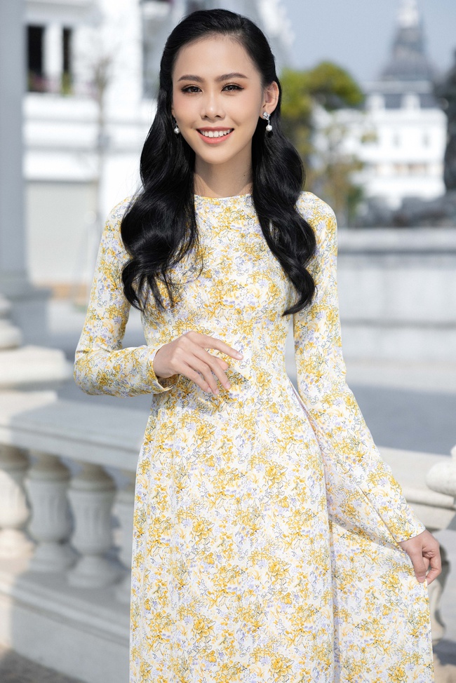 Nhan sắc đời thường của Top 3 Hoa hậu Việt Nam: Á hậu 2 gợi cảm, khác biệt với Hoa Hậu và Á hậu 1 - Ảnh 10.