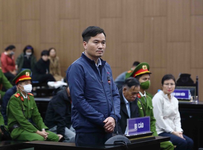 Xét xử vụ AIC: Bị cáo Nguyễn Thị Thanh Nhàn bị đề nghị 30 năm tù - Ảnh 2.