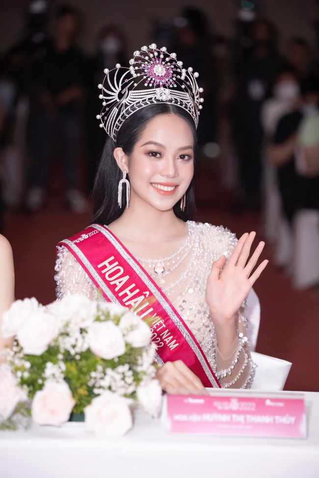 Trưởng BTC Hoa hậu Việt Nam: Top 3 là những cô gái tài sắc vẹn toàn - Ảnh 4.