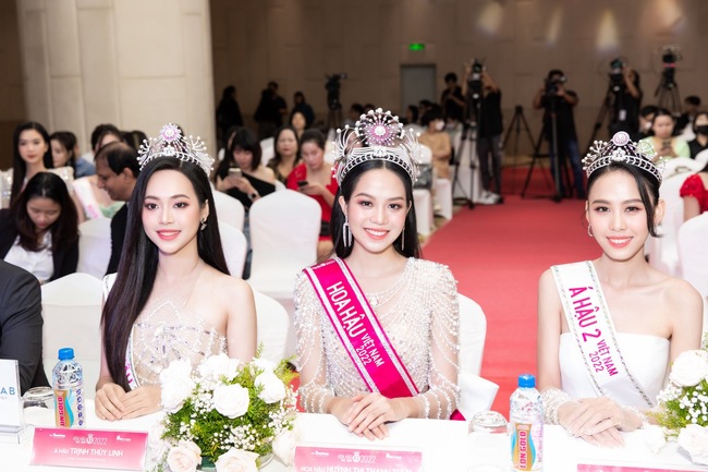 Cận visual của Top 3 Hoa hậu Việt Nam trong họp báo hậu đăng quang, ai chiếm spotlight nhất? - Ảnh 5.