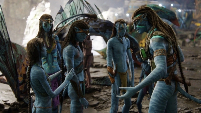 'Avatar 2' vượt mốc 850 triệu USD trong 10 ngày ra rạp - Ảnh 2.