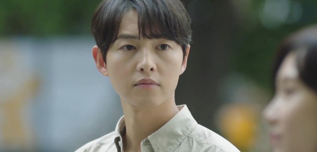 Bất bình với tập cuối 'Cậu út nhà tài phiệt': Song Joong Ki hất đổ ý nghĩa cả phim, hồi kết làm cho có khiến rating không khá nổi - Ảnh 3.