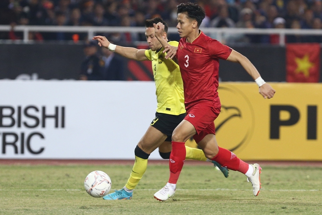 Người dẫn đầu số bàn thắng tại AFF Cup và hàng công Malaysia bất lực trước hàng thủ Việt Nam - Ảnh 6.