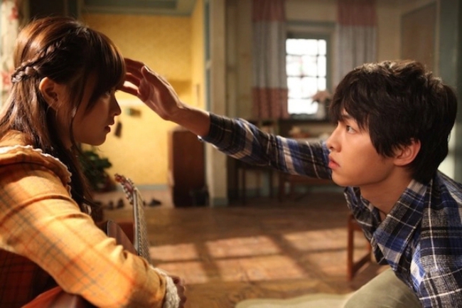 Nhan sắc đỉnh cao của Song Joong Ki trong các phim ăn khách nhất - Ảnh 15.