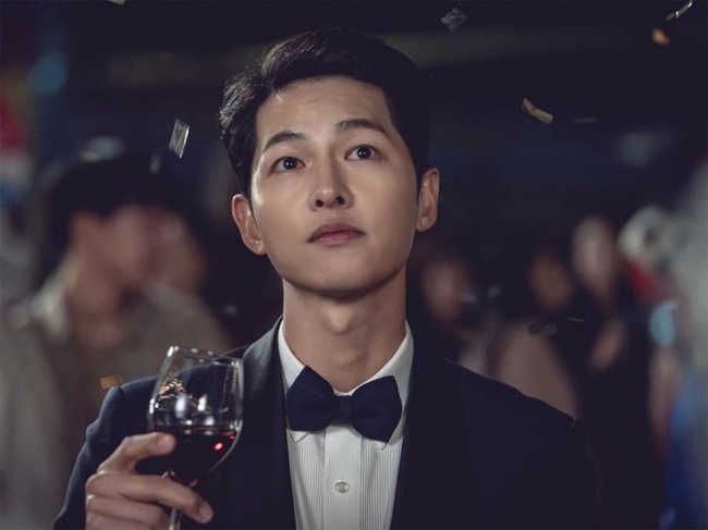 Nhan sắc đỉnh cao của Song Joong Ki trong các phim ăn khách nhất - Ảnh 4.
