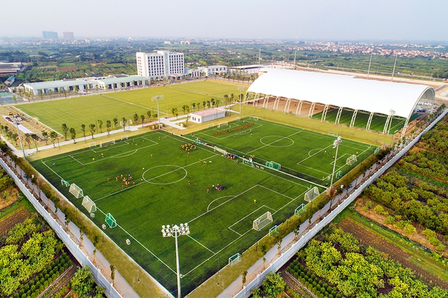 Trung tâm Đào tạo Bóng đá trẻ PVF tại huyện Văn Giang, Hưng Yên.