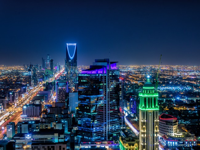 Riyadh là thành phố trung tâm, nhộn nhịp bậc nhất Ả rập