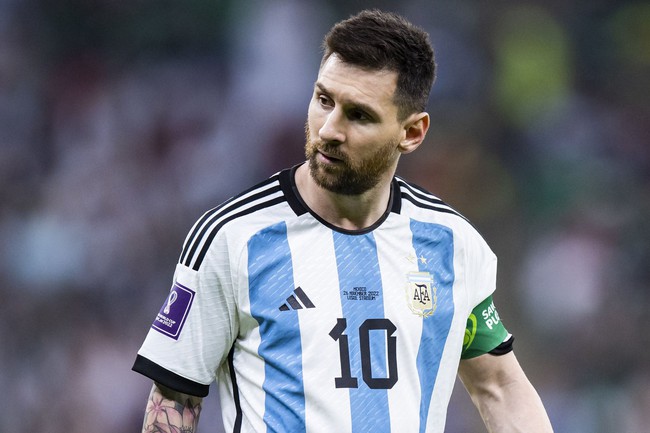 Tin nóng bóng đá tối 4/12: Messi phải kiểm tra doping ở World Cup - Ảnh 2.