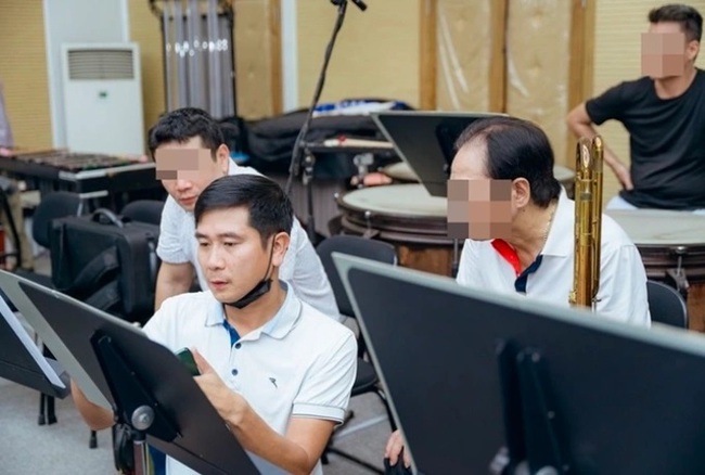 Tú Dưa phủ nhận Hồ Hoài Anh là Giám đốc âm nhạc cho mini concert - Ảnh 2.