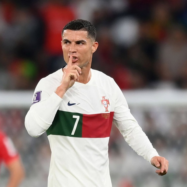 HLV Bồ Đào Nha nổi giận với Ronaldo - Ảnh 5.