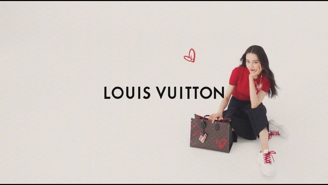 (TIN CHỦ NHẬT) Kết thúc với Louis Vuitton, Địch Lệ Nhiệt Ba sẽ thành 'nàng thơ' của Dior - Ảnh 3.