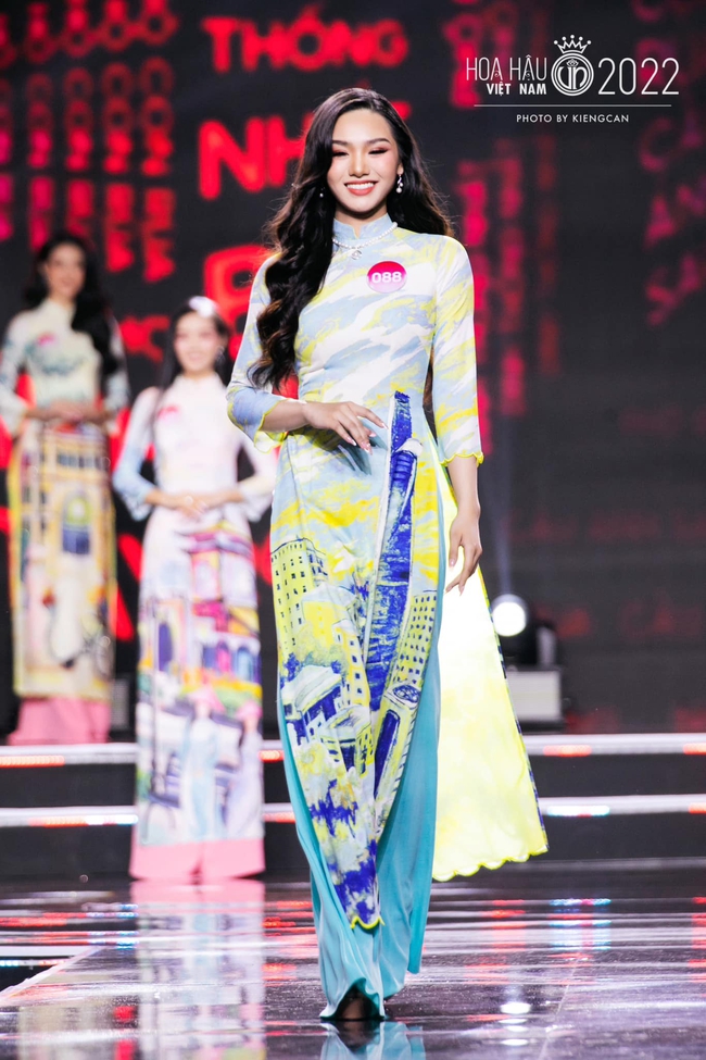 Top 10 Hoa hậu Việt Nam 2022 Đinh Khánh Hoà giản dị đi từ thiện dịp giáp Tết - Ảnh 5.
