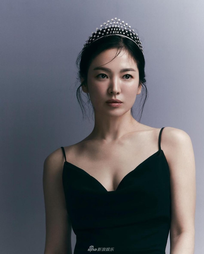 Top 5 nghệ sĩ Hàn vĩnh viễn là top visual: Song Hye Kyo được gọi tên cùng “người yêu tin đồn” 1 thời Kang Dong Won - Ảnh 3.