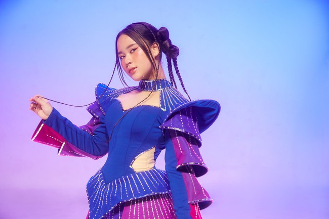 Bella Vũ ra mắt bản dance MV Muốn được là chính tôi - Ảnh 1.