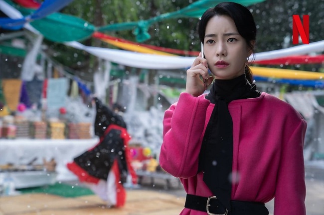 Loạt ảnh tĩnh 'The glory' phần 2: Song Hye Kyo rơi lệ, phản diện mù màu te tua - Ảnh 6.