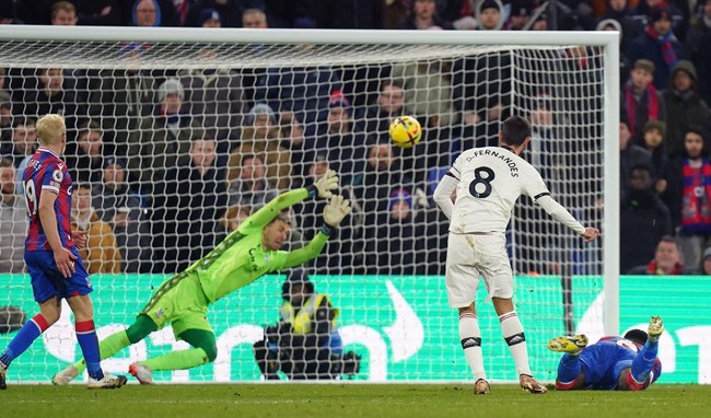 VIDEO bàn thắng Crystal Palace 1-1 MU: Rashford im tiếng - Ảnh 4.