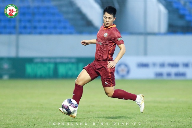 Đình Trọng, Bình Định, Park Hang Seo, V League 2023