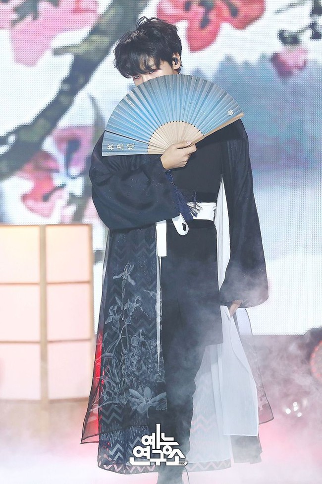 Những phụ kiện truyền thống Hàn Quốc từng được idol K-pop mang lên sân khấu - Ảnh 1.
