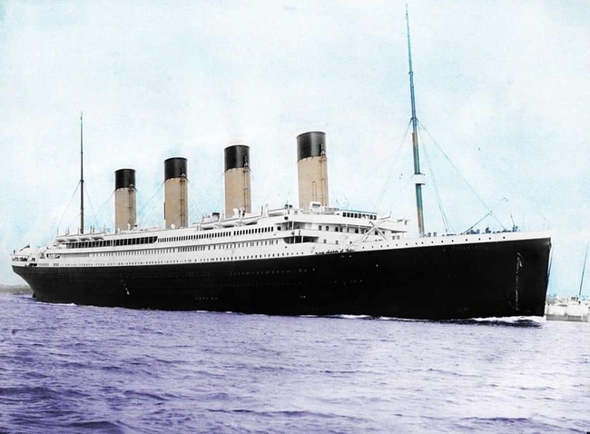 Câu chuyện đáng suy ngẫm của người đàn ông bị cả nước tẩy chay, chỉ trích vì đã “lỡ” sống sót trong vụ chìm tàu Titanic - Ảnh 2.