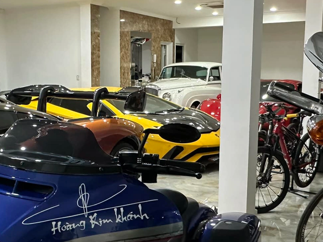 Đại gia Hoàng Kim Khánh úp mở Bentley hàng hiếm trong garage trước Tết, than phiền không có chỗ để xe - Ảnh 3.