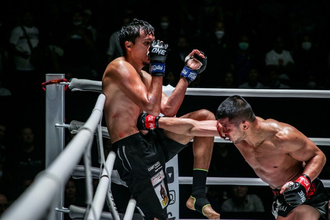 Nong-O Gaiyanghadao giành chiến thắng ấn tượng, bảo vệ thành công đai vô địch tại ONE - Ảnh 2.