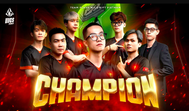 Đội hình Team Flash lừng lẫy một thời giờ ra sao? - Ảnh 2. Đội hình Team Flash lừng lẫy một thời giờ ra sao? - Ảnh 2.