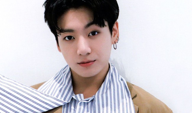 Jungkook BTS tiết lộ các thói quen yêu thích trước khi đi ngủ - Ảnh 1.