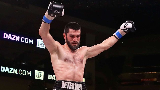 Nhà vô địch boxing Artur Beterbiev hướng tới năm 2023 mang tính bước ngoặt - Ảnh 1.