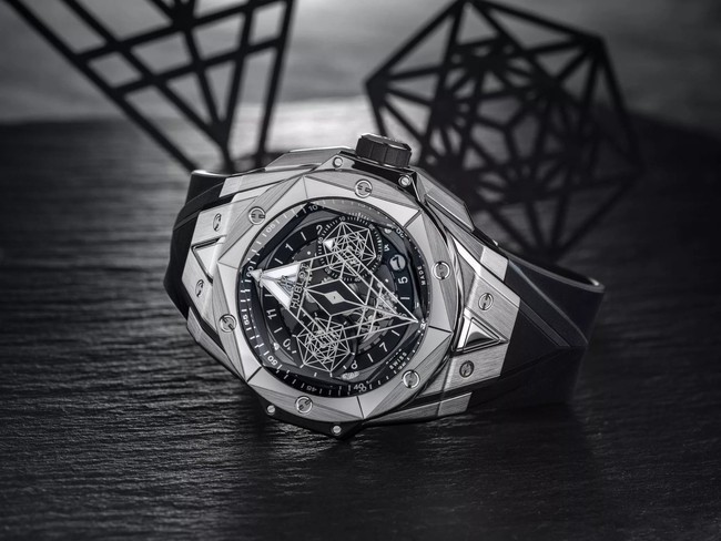 Khám phá bộ sưu tập đồng hồ độc đáo của siêu sao bóng đá Kylian Mbappé - Ảnh 8.